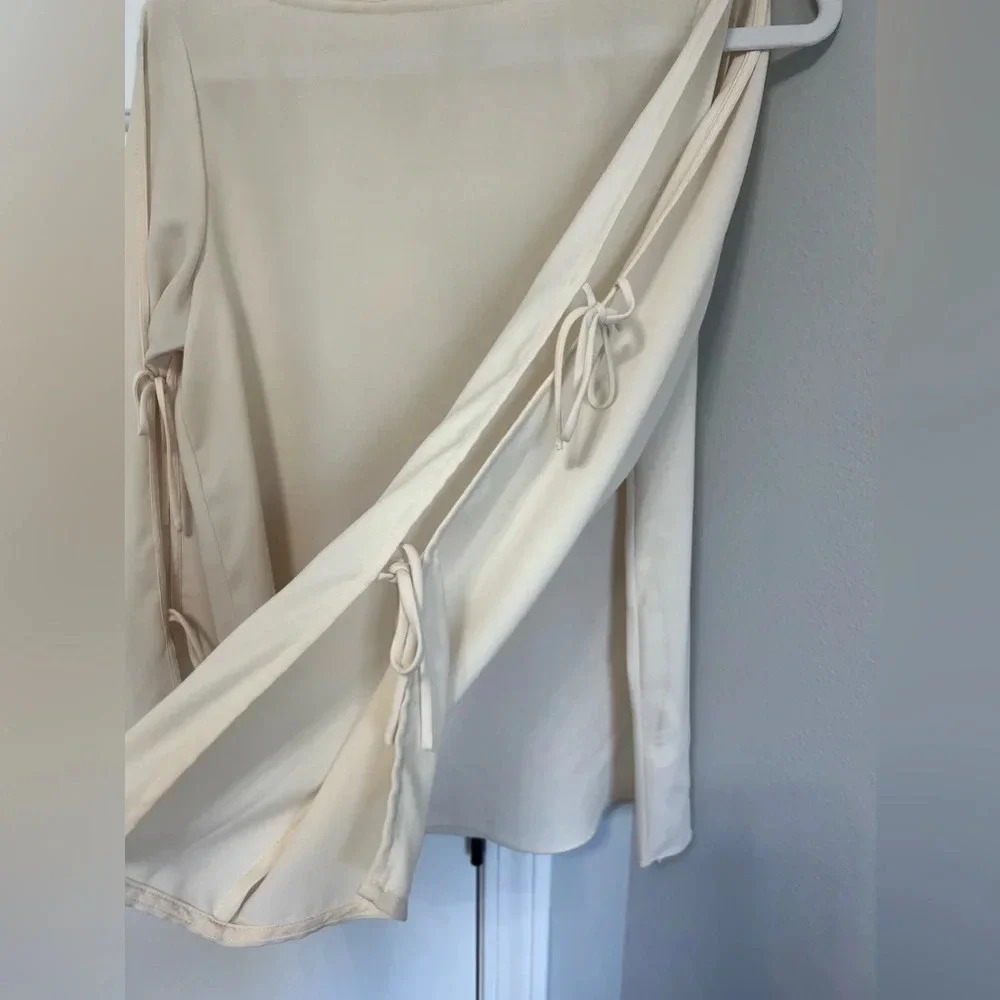 Aritizia Wilfred Top - Picture 4 of 4